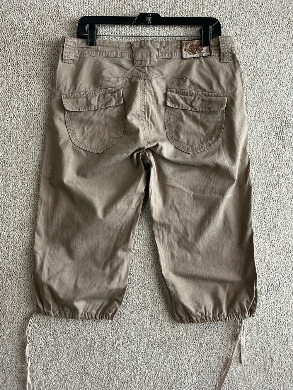 Cavaricci Women’s 100%Cotton Capri Pants Size 8 Tan Drawstring Hem Y2K - Picture 4 of 9
